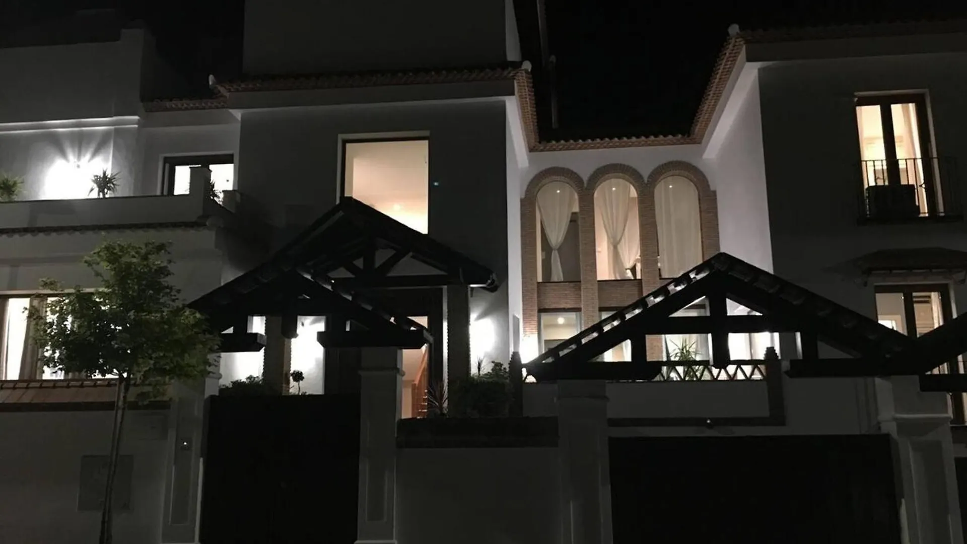 Spacious Villa In Granada With Private Pool And Jacuzzi La Zubia  Ισπανία