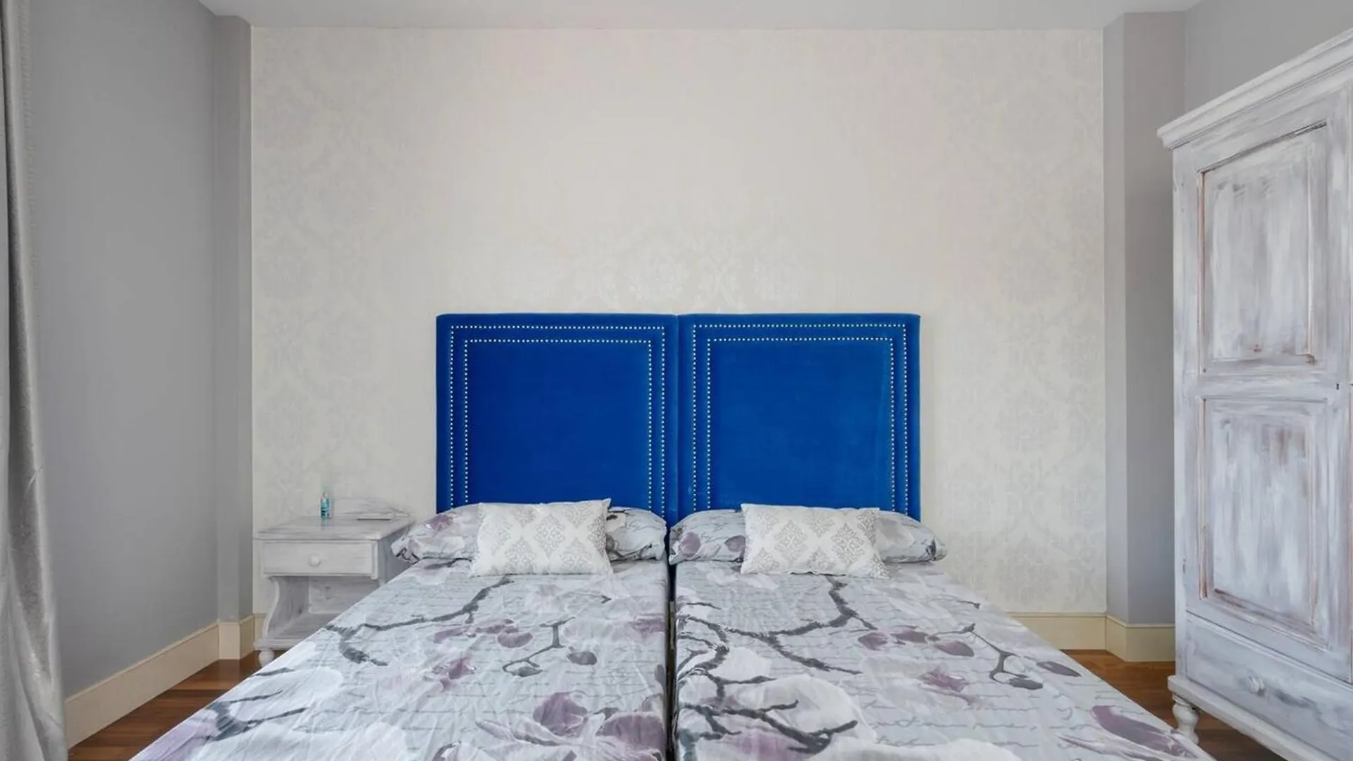 Spacious Villa In Granada With Private Pool And Jacuzzi La Zubia
