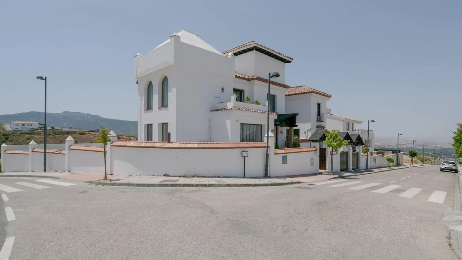 Spacious Villa In Granada With Private Pool And Jacuzzi La Zubia  La Zubia (Granada)