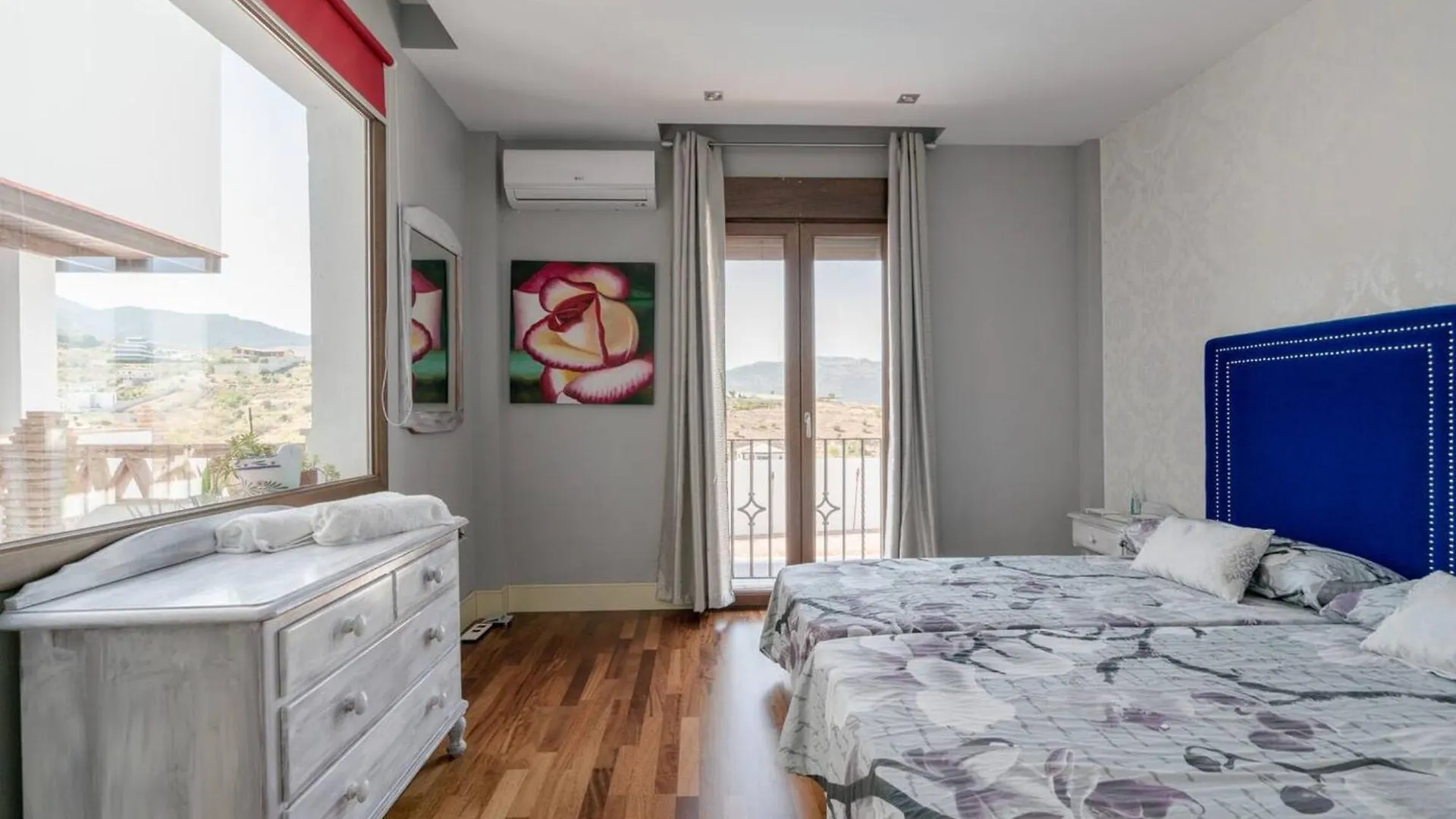 Spacious Villa In Granada With Private Pool And Jacuzzi La Zubia